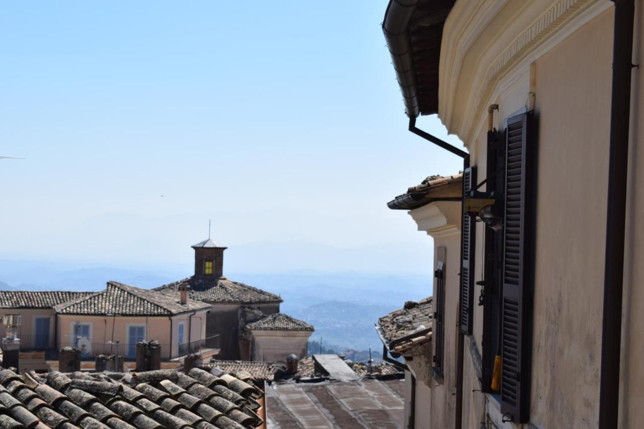 THE DOMUS - casa vacanza in Veroli Esterno foto